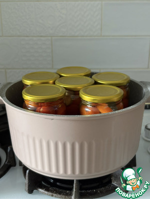 Томаты черри с огурцами Томаты черри с огурцами