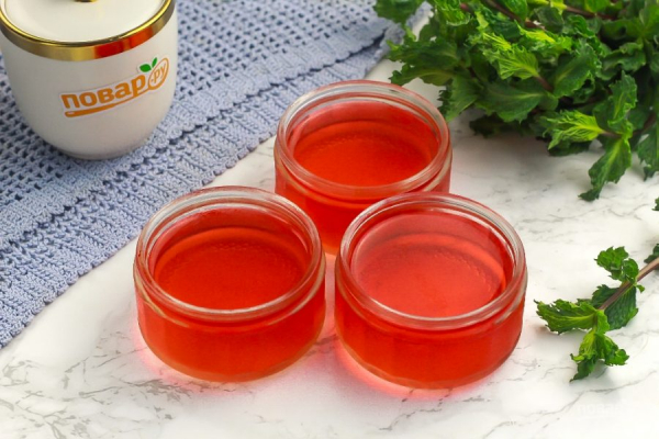 Клубничное желе из желатина
