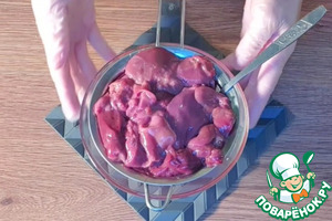 Котлеты из куриной печени с припеком Котлеты из куриной печени с припеком